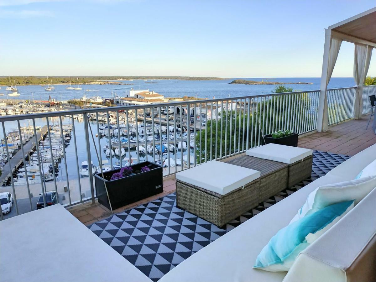 White - Enjoytheseaincolonia We Rent Only From Sat To Sat Colònia de Sant Jordi